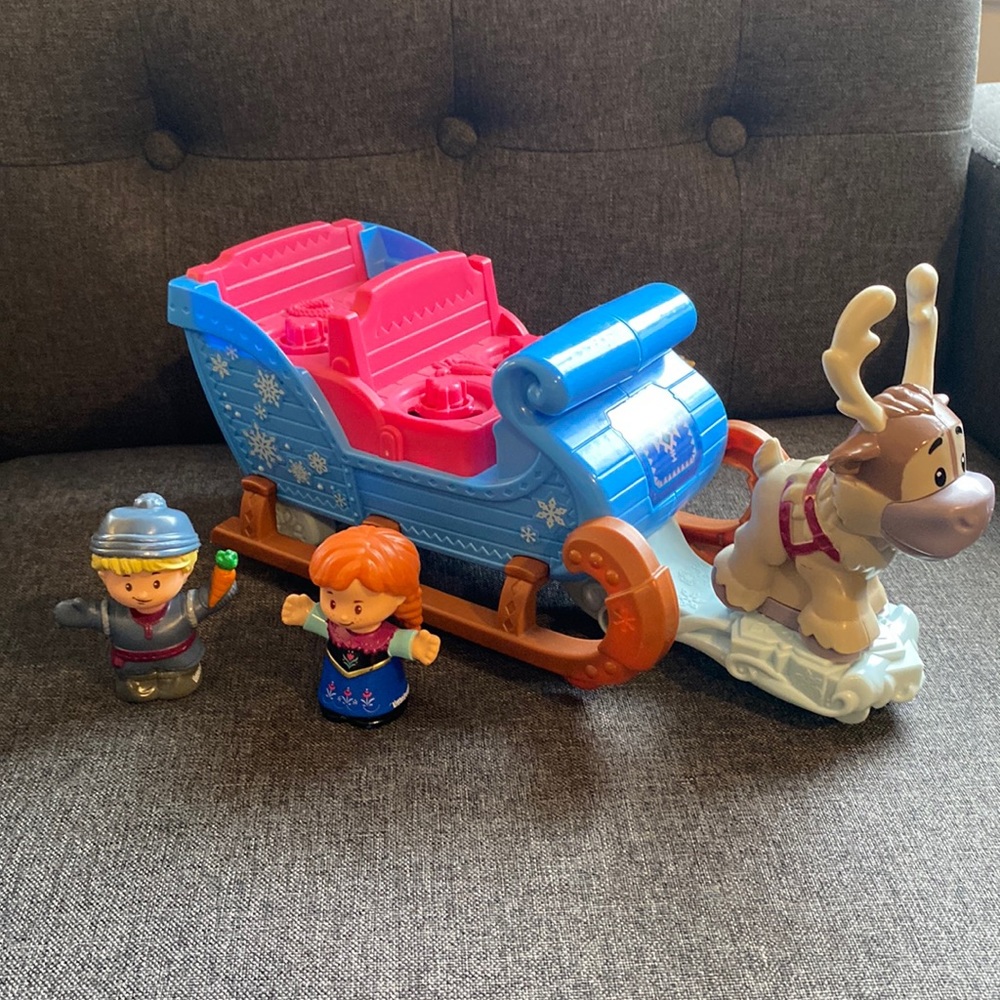 Fisher Price Little People Frozen Sleigh
